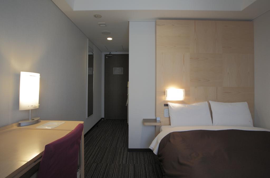 Bluewave Inn Yotsubashi Осака Номер фото